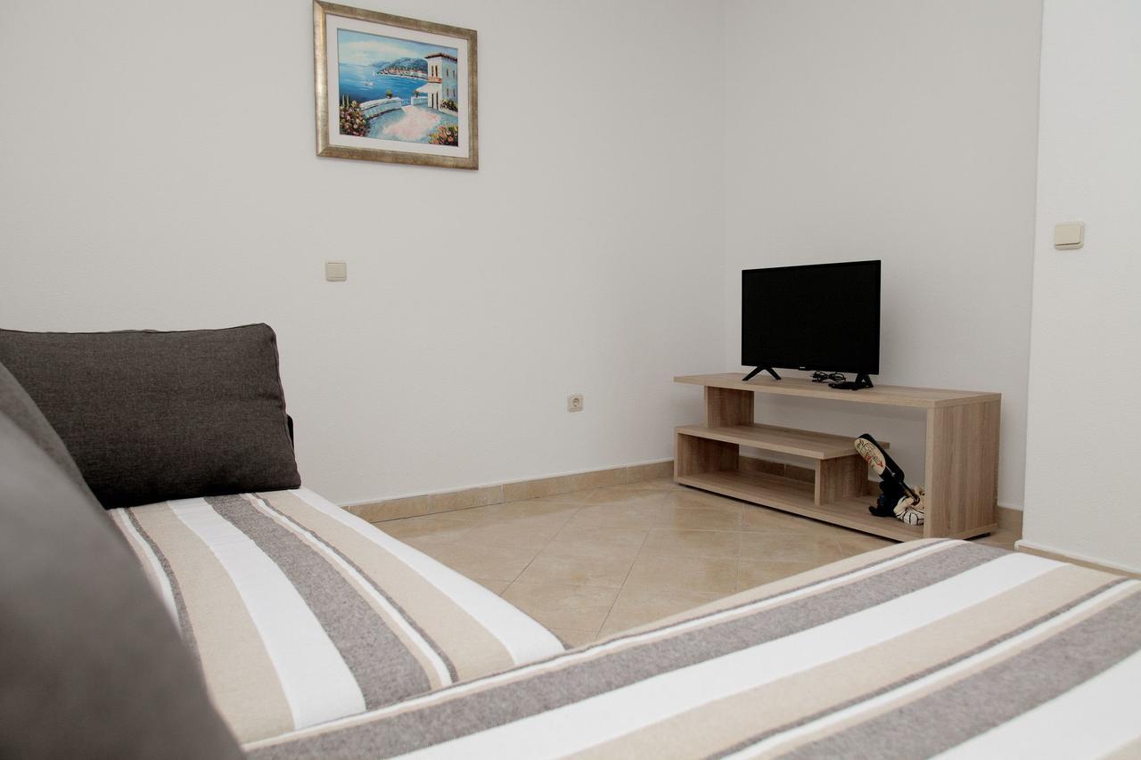 Apartments Iva Trogir Bagian luar foto