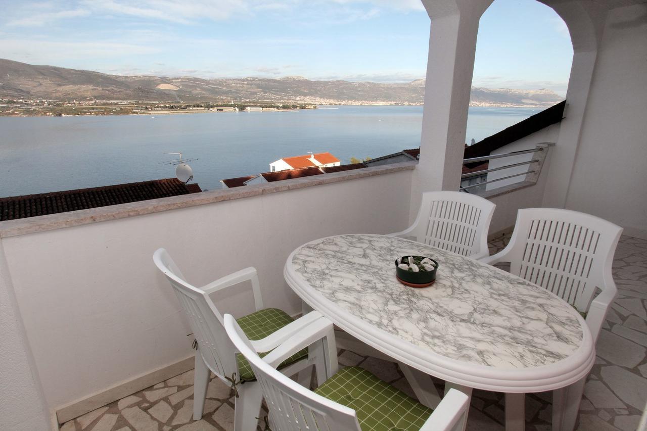 Apartments Iva Trogir Bagian luar foto