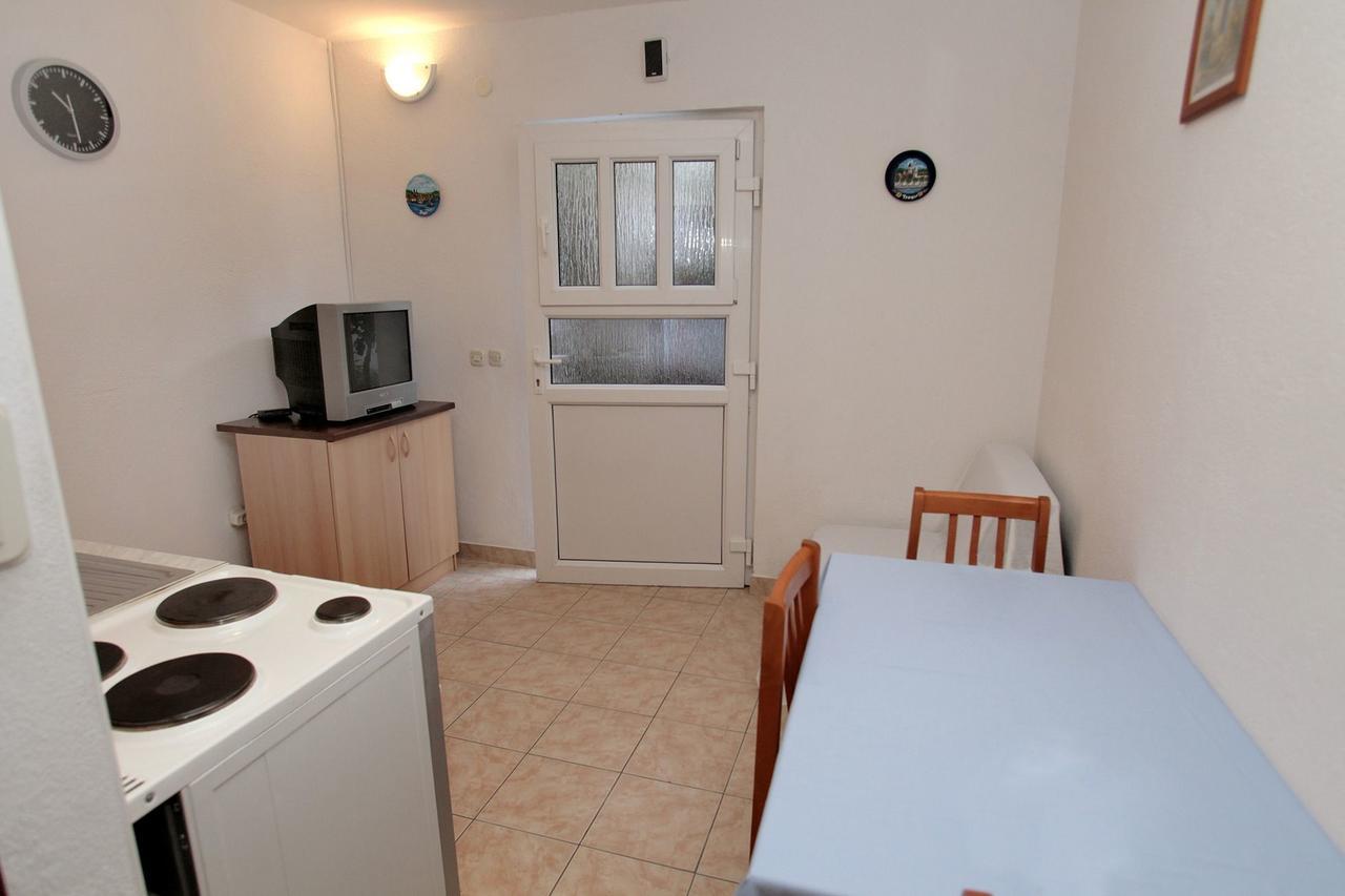 Apartments Iva Trogir Bagian luar foto