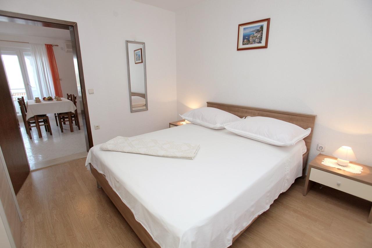 Apartments Iva Trogir Bagian luar foto
